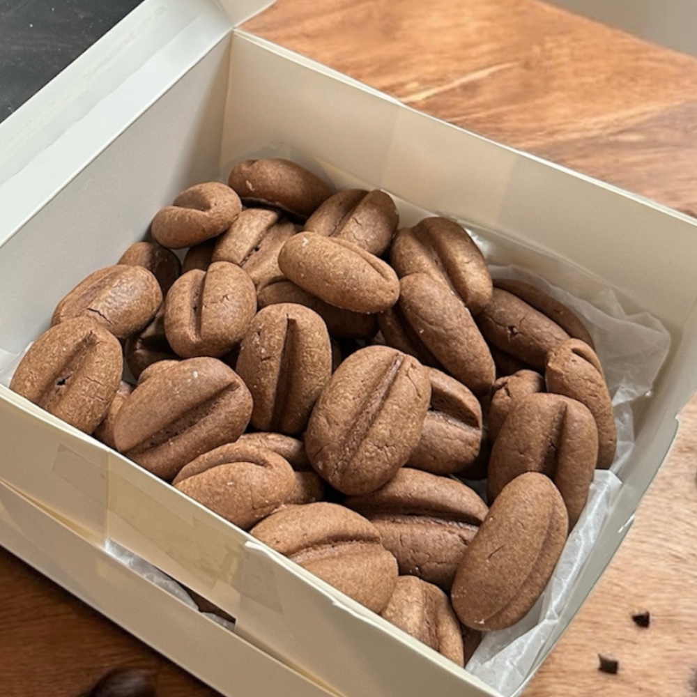 Coffee Bean Cookies (Approx. 45 pcs / 1 lb)