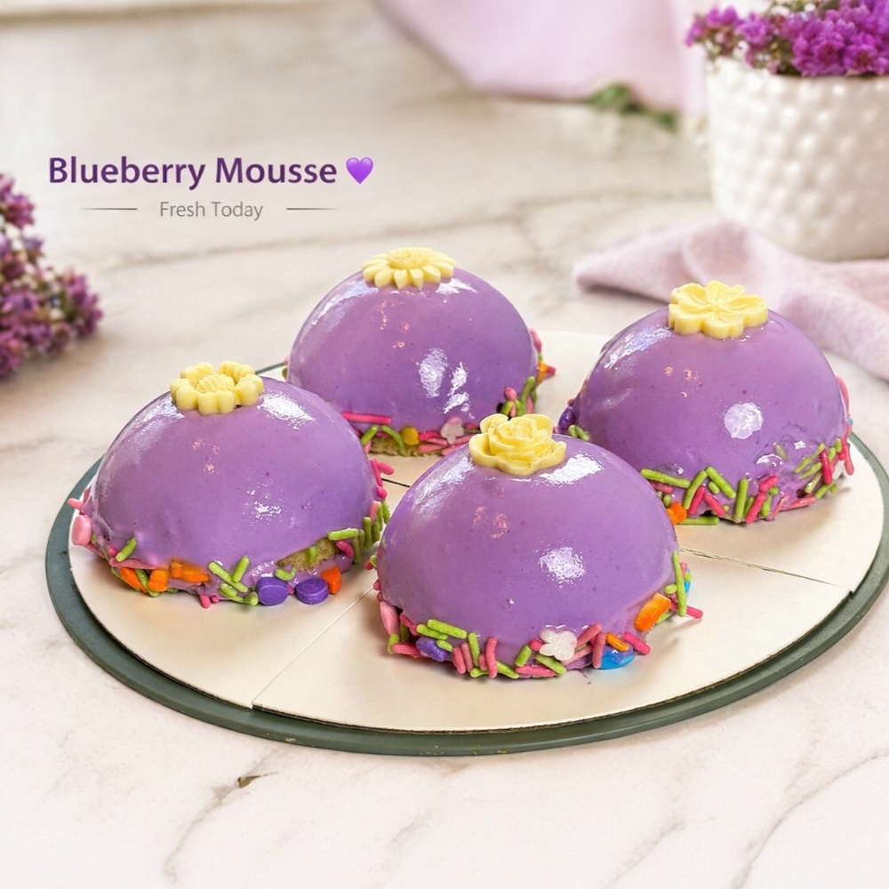 Blueberry Mousse Dessert box of 4 pcs
